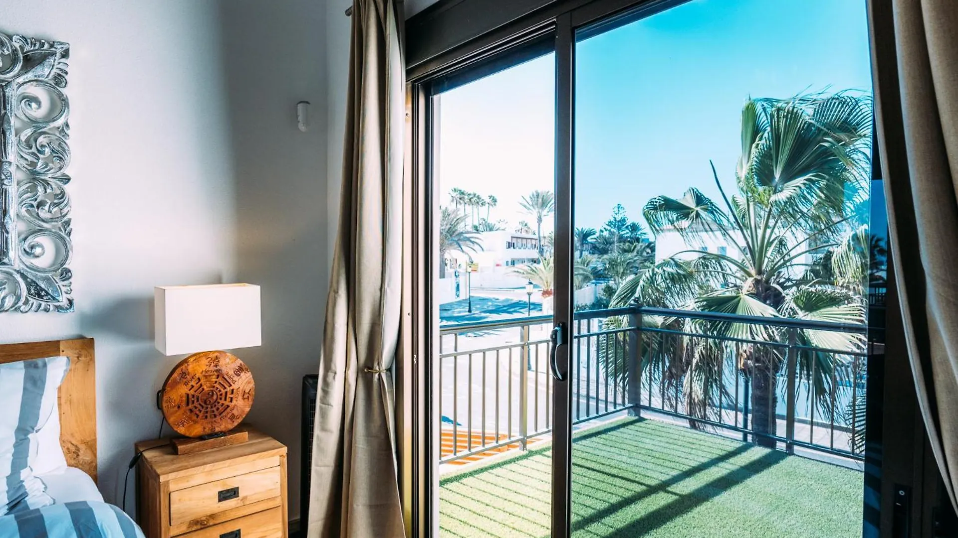 Paradise Beach House: Piscina Privada, Playa 100M Corralejo 0*,
